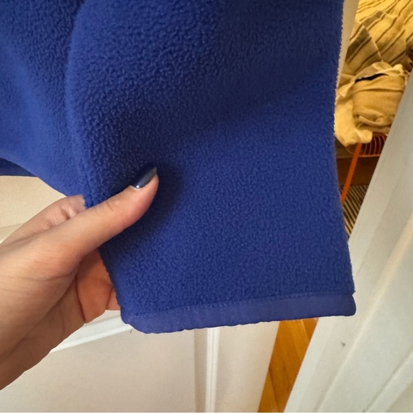 Vintage Patagonia Men's Blue Fleece Jacket - Picture 7 of 8